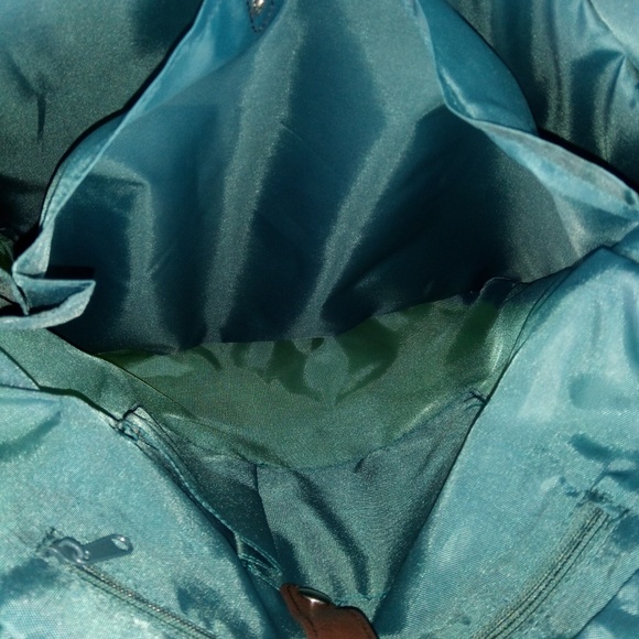 Bueno Collection Computer Case Apple Green Bag - Picture 6 of 7